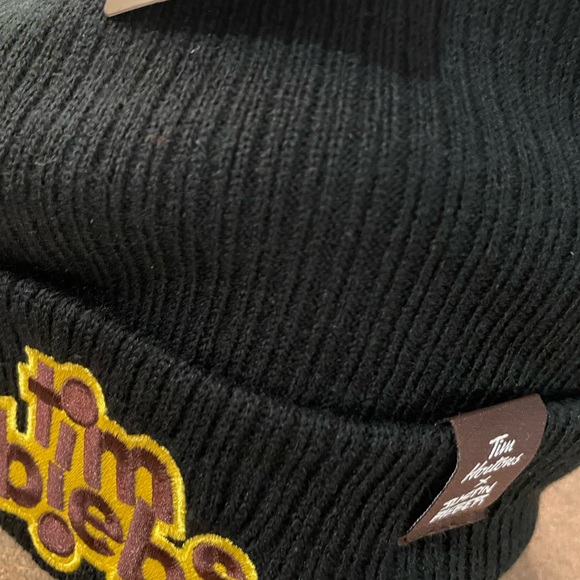 Toque - Picture 2 of 3